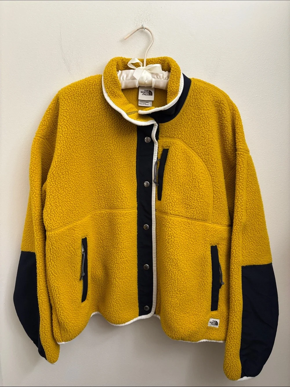 The North Face Yellow Sherpa Fleece Jacket size large - Picture 6 of 10
